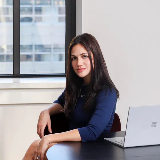 Rachel Glazer, Agent in  - Compass