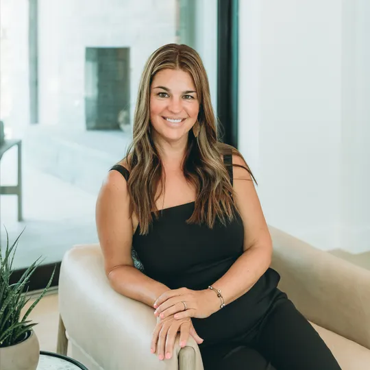 Jenny Walker, Agent in  - Compass