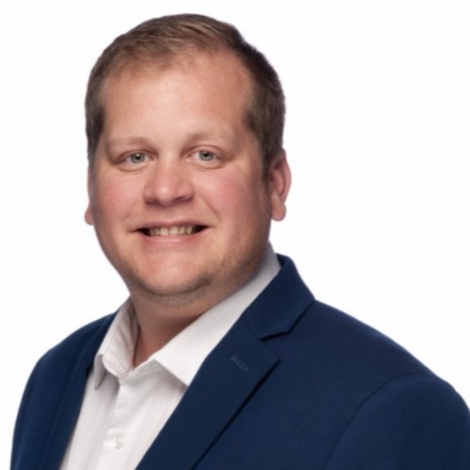 Headshot of Zachary Griffith