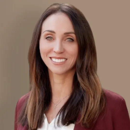 Kate Norton, Agent in  - Compass