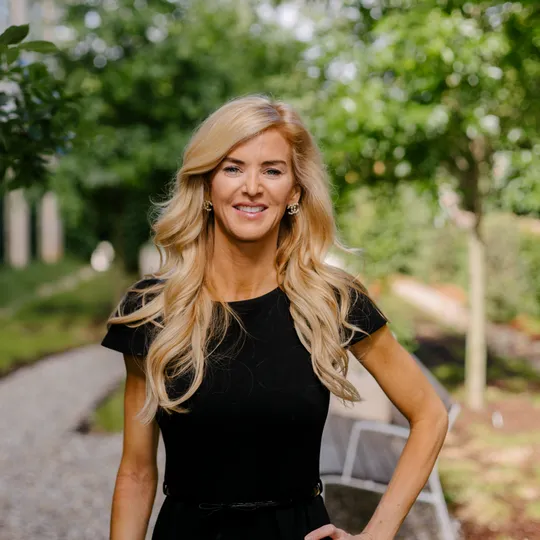 Emily Greene, Agent in  - Compass