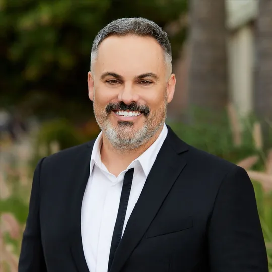 Nicolas Huneault, Agent in  - Compass