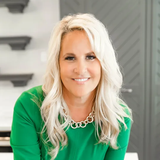 Jill Morris, Agent in  - Compass