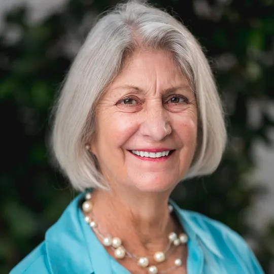 Suzanne David, Agent in  - Compass