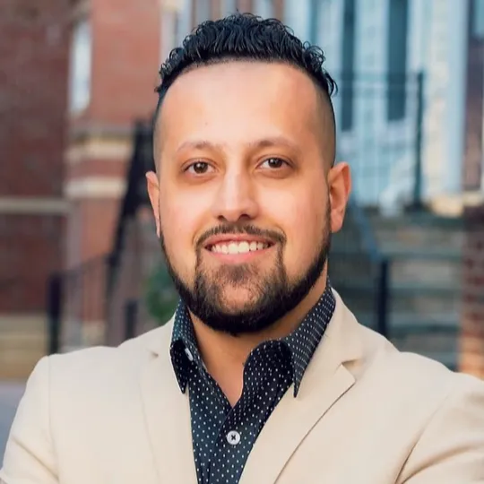 Maseeh Exeer, Agent in  - Compass