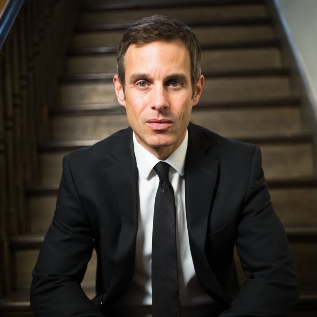 Headshot of Matthew Littell