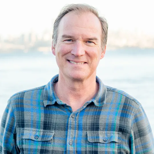 Christopher Nelson, Agent in  - Compass