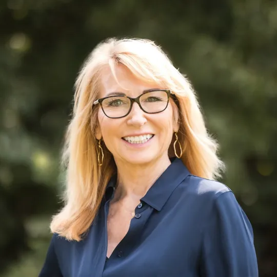 Georgia Mascali, Agent in  - Compass