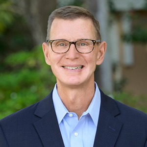 Headshot of Steve Thornton