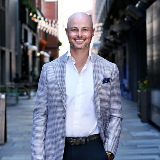 Taylor Wilson, Agent in  - Compass