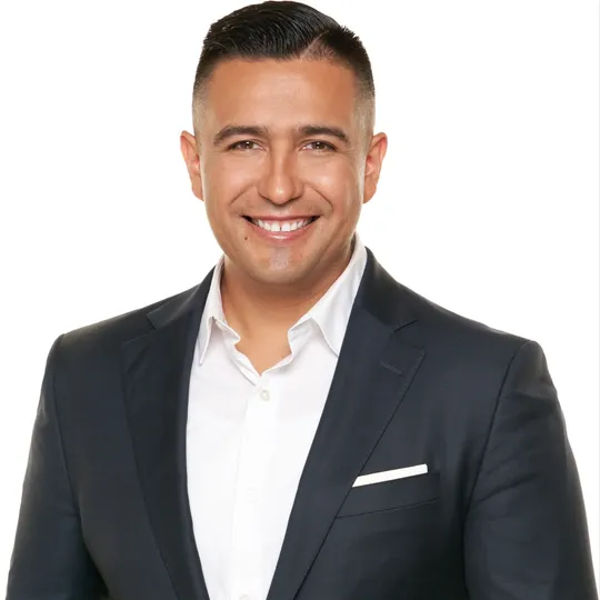 David Fletes, Agent in  - Compass