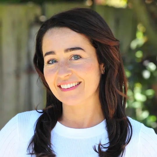 Amanda Holcombe, Agent in  - Compass