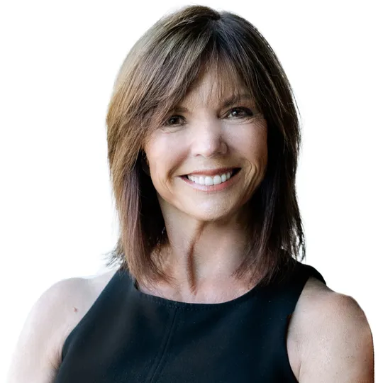 Peggy Foos, Agent in  - Compass