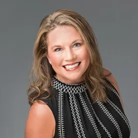 Michele Chrisner, Agent in  - Compass