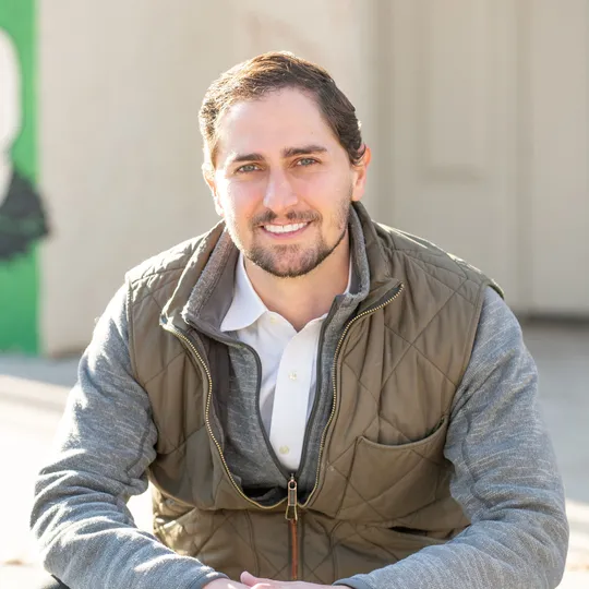 Gabriel Oran, Agent in  - Compass