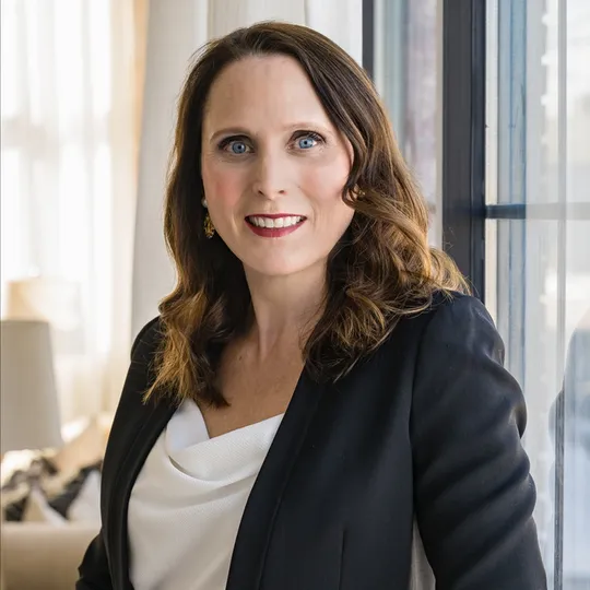 Karine Sewart, Agent in  - Compass