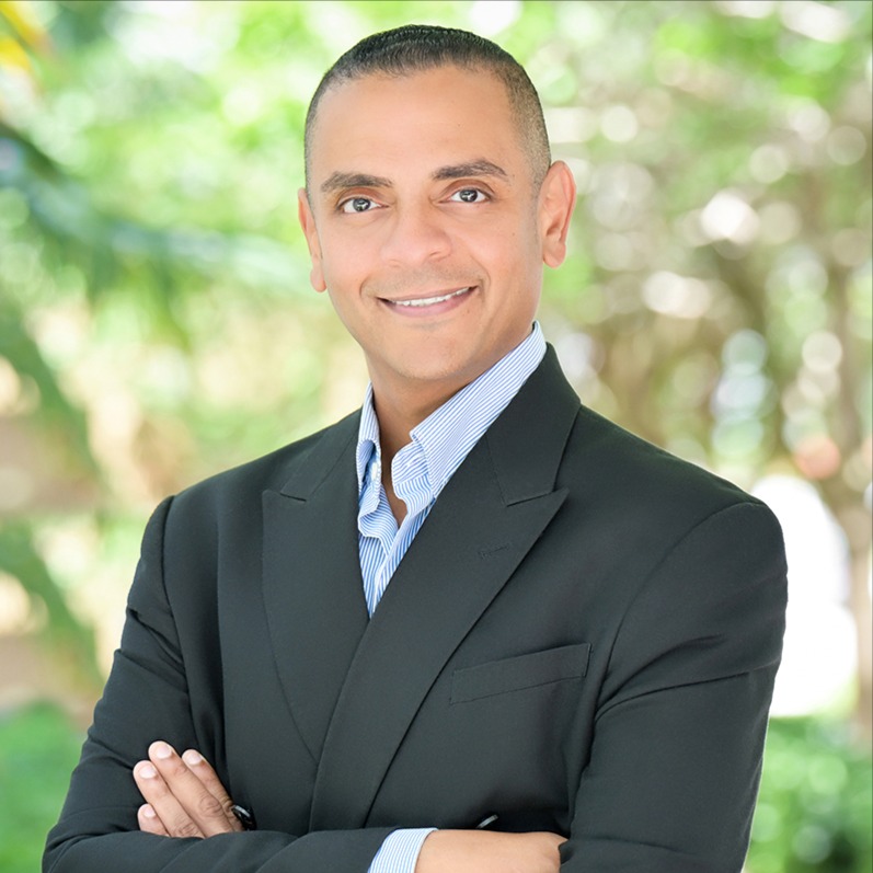 Headshot of Michael Guetaneh