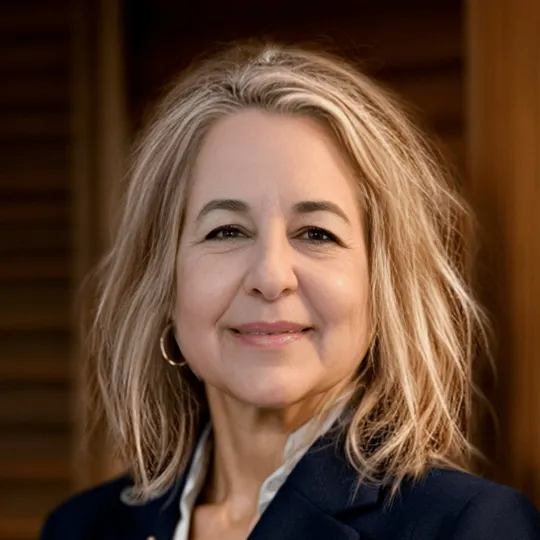 Angie Moorman, Agent in  - Compass