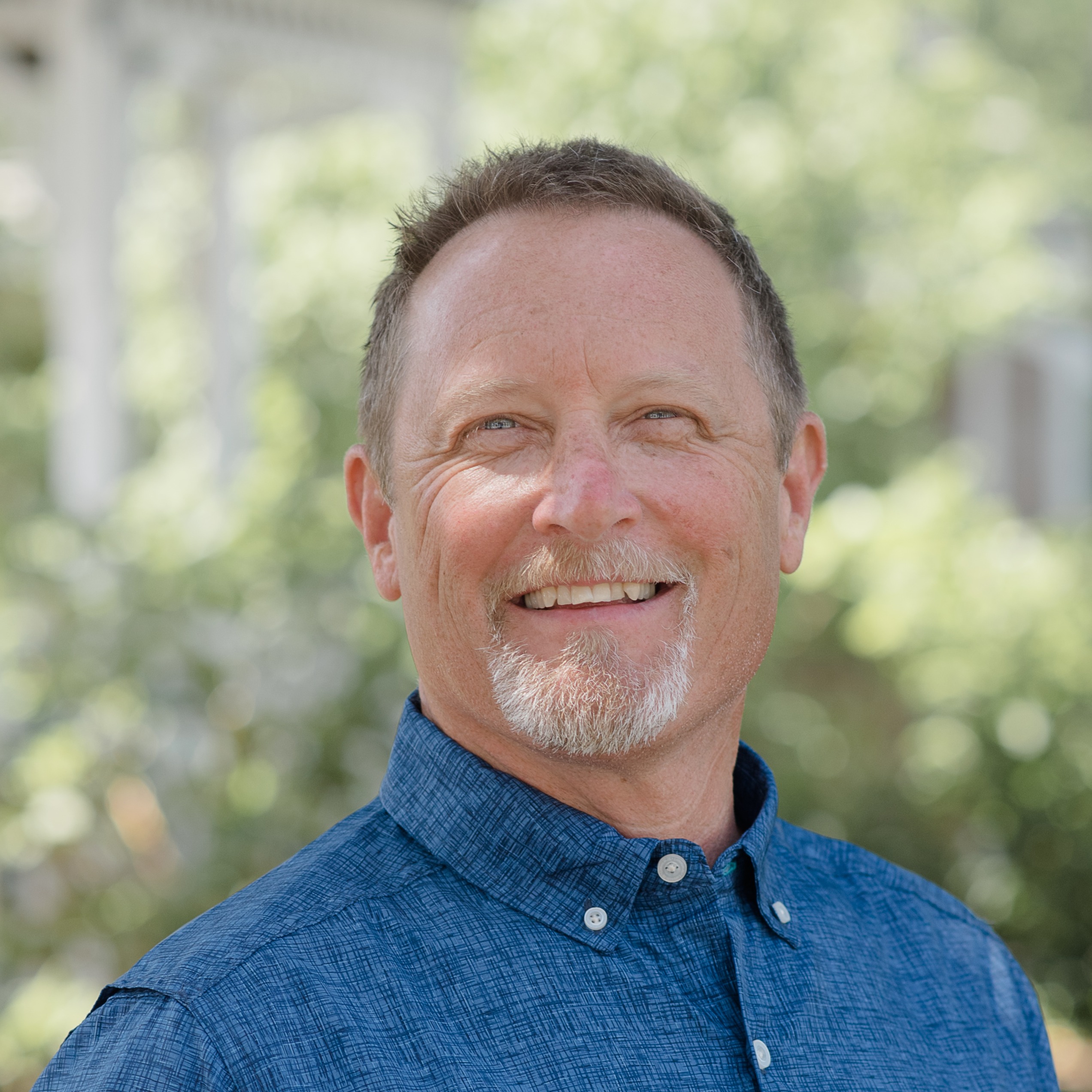 Headshot of Kris Wolf