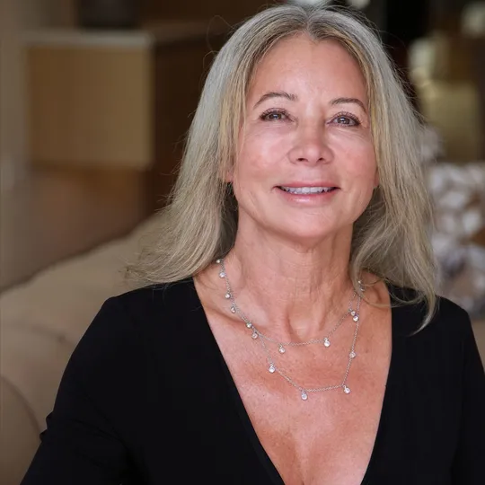 Maile Bryant, Agent in  - Compass