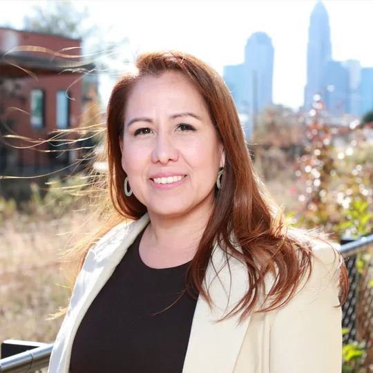 Rosemara Espinoza, Agent in  - Compass