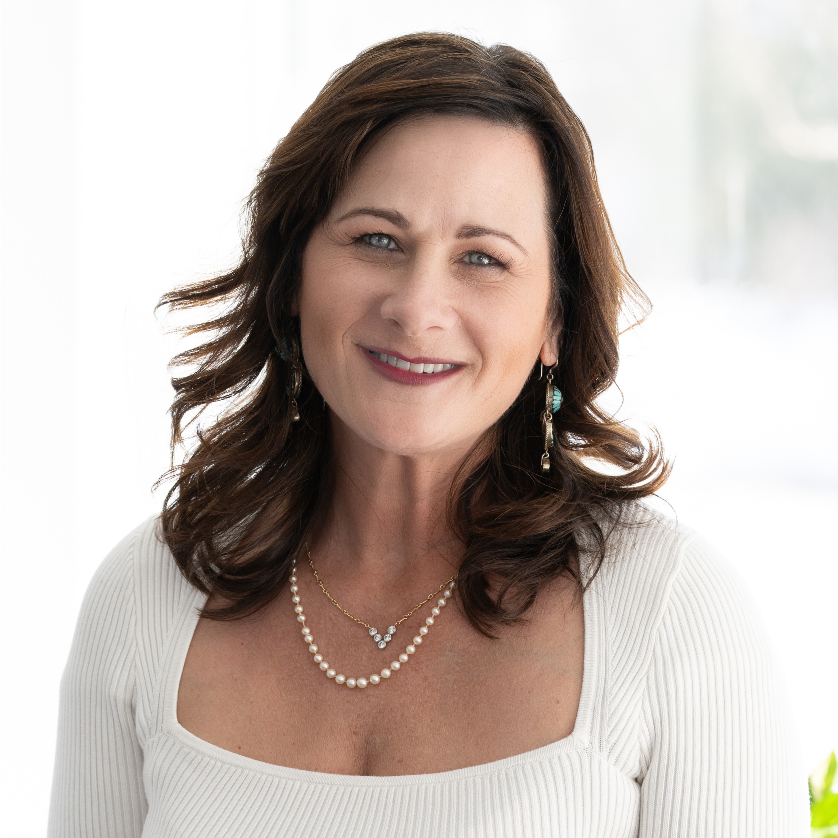Headshot of Jennifer Gayraud