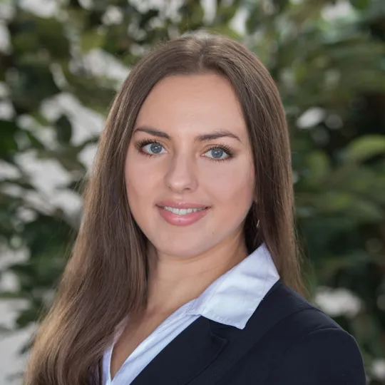 Victoria Pastuisaca, Agent in  - Compass