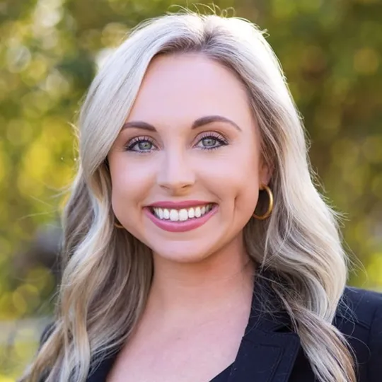 Hanna Chatfield, Agent in  - Compass