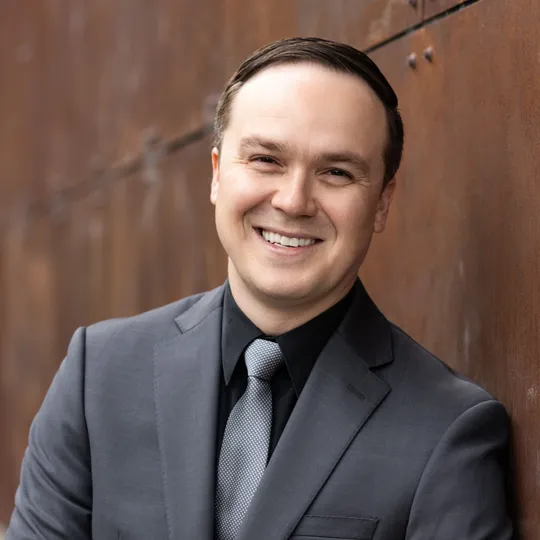 Jordon Service, Agent in  - Compass