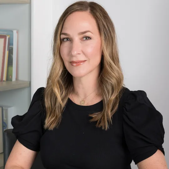 Daria Gledhill, Agent in  - Compass