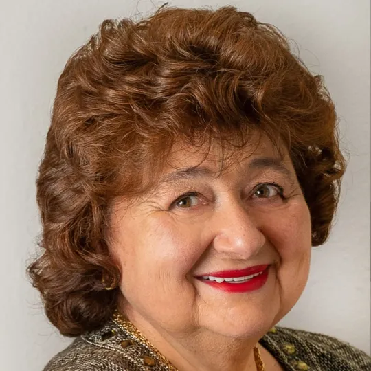 Maya Brusilovskaya, Agent in  - Compass