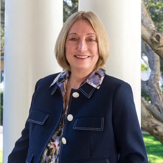 Jennifer Buenrostro, Agent in  - Compass