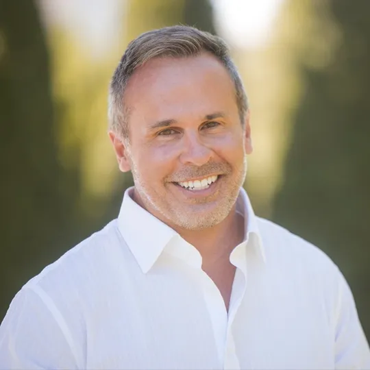 Bruce Jones, Agent in  - Compass