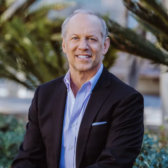 Jeff Lang, Agent in  - Compass