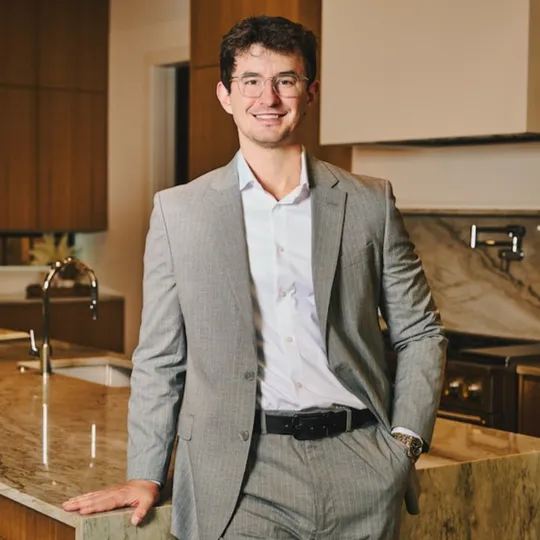 Carson Hill, Agent in  - Compass