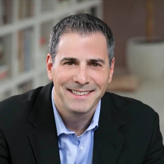 Aaron Weinstein, Agent in  - Compass