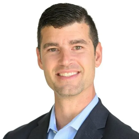 Calvin Klein II, Agent in  - Compass