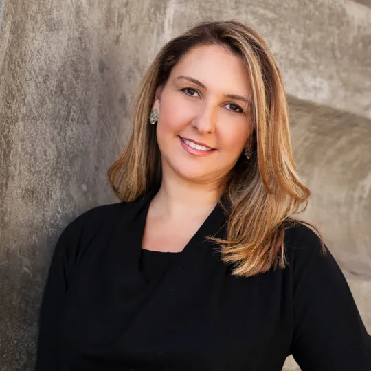 Arda Deramerian, Agent in  - Compass