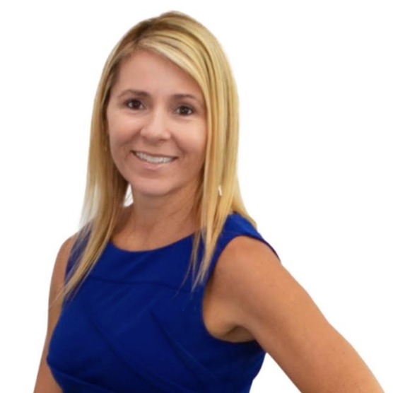 Headshot of Sara Perry