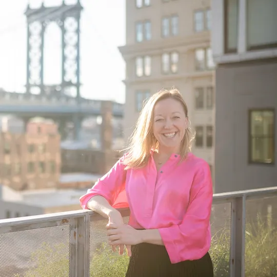 Zsuzsanna Bircsak, Agent in  - Compass