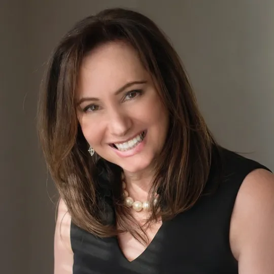 Elise Flangos, Agent in  - Compass