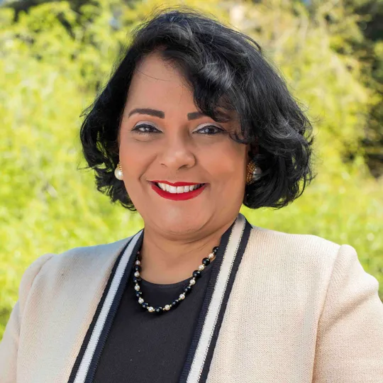 Monica L. Forneret, Agent in  - Compass