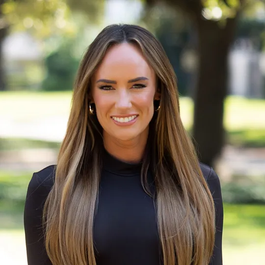 Kat Pressly, Agent in  - Compass