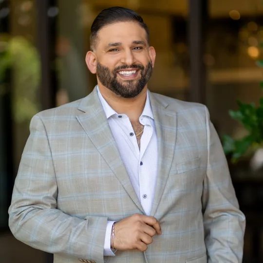 Steven Bourche, Agent in  - Compass