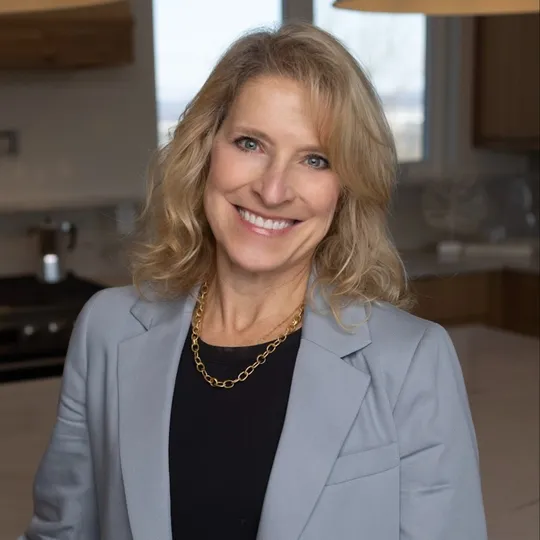 MaryBeth Chawan, Agent in  - Compass