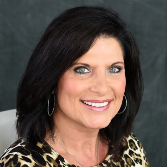 Nita Hunt, Agent in  - Compass