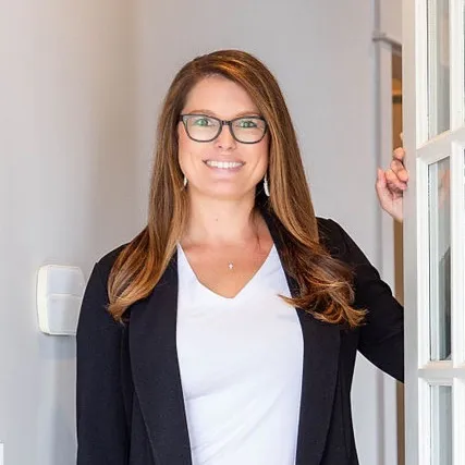 Brittney Testerman Griffith, Agent in  - Compass