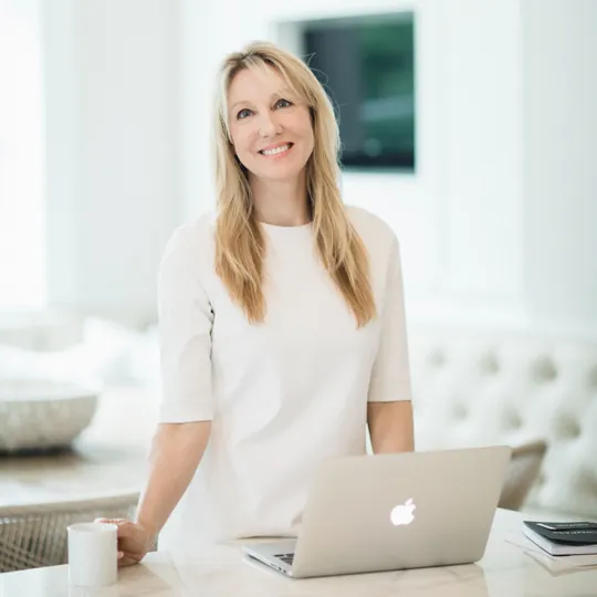 Tanya Memoli, Agent in  - Compass