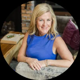 Mary Beth Thomas, Agent in  - Compass