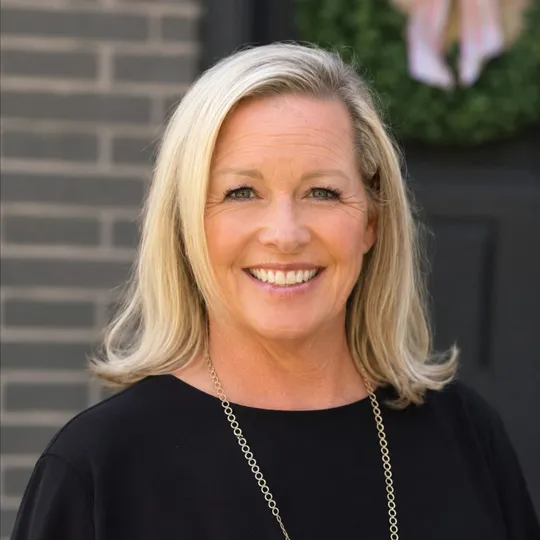 Carolyn Schilling, Agent in  - Compass